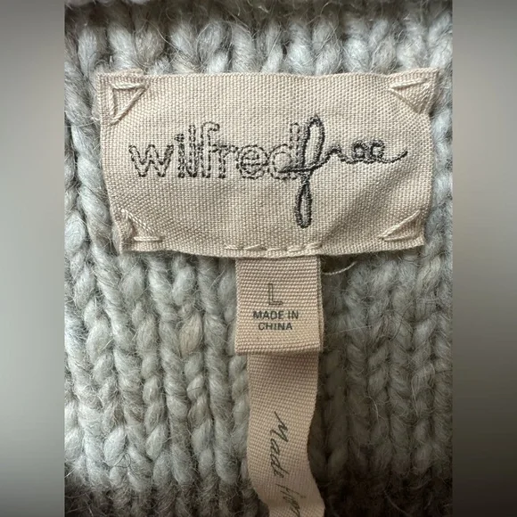 Aritzia Wilfred Wool Blend Sweater Size  Large - Picture 3 of 3